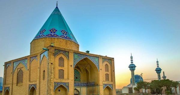 مقبرهٔ باباقاسم اصفهانی با معماری ایلخانی